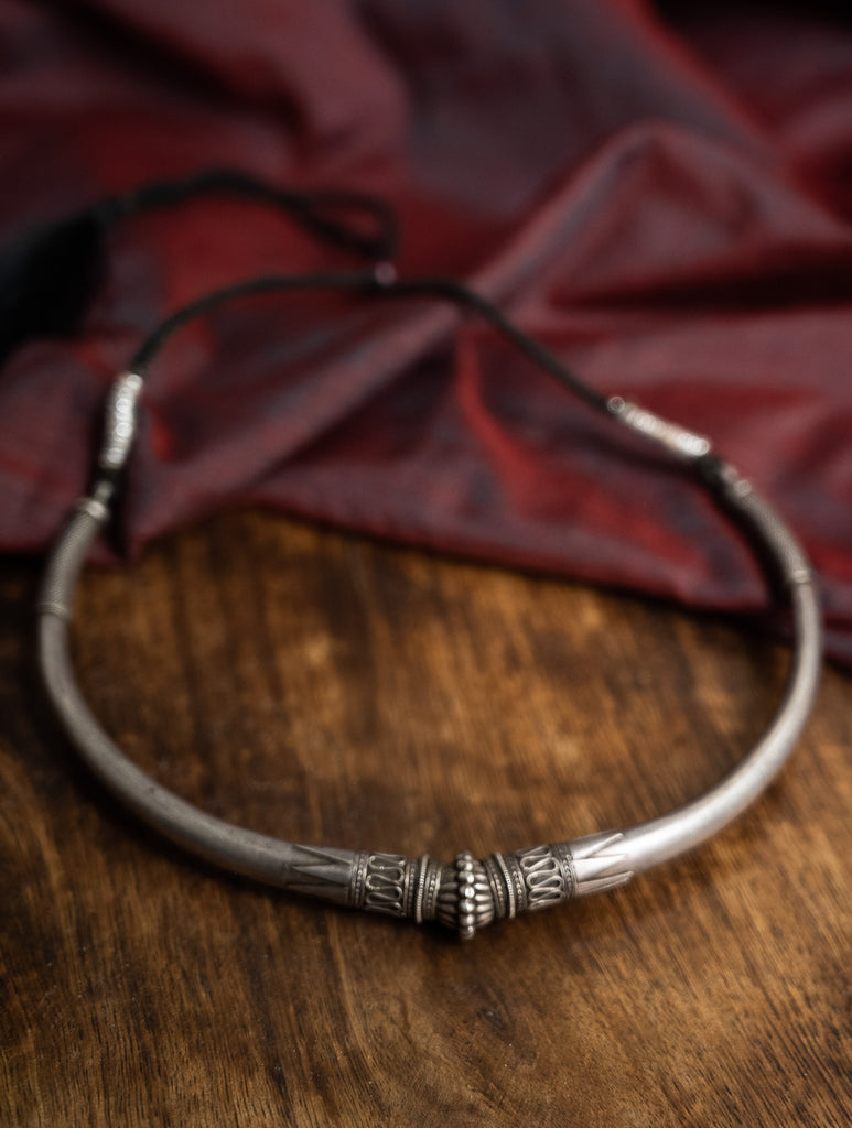 Pure Silver Traditional Maharashtrian Neckpiece - Classic Hasli 