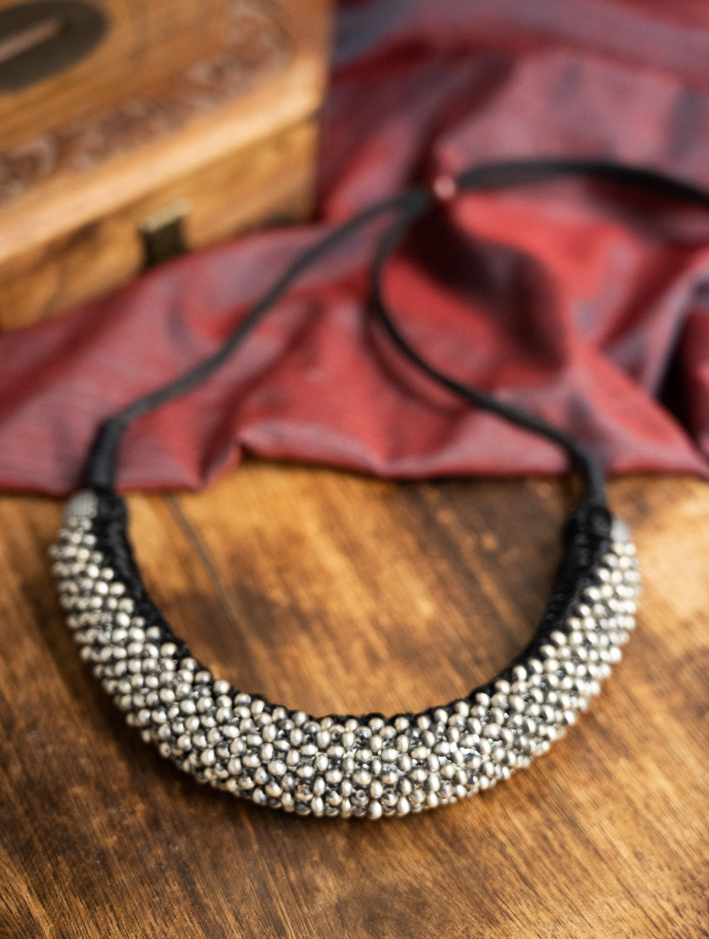 Load image into Gallery viewer, Pure Silver Traditional Maharashtrian Neckpiece - GadiThushi