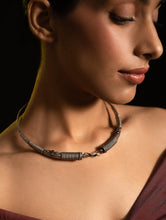 Load image into Gallery viewer, Pure Silver Traditional Maharashtrian Neckpiece - Hasli Classic