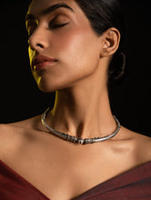 Load image into Gallery viewer, Pure Silver Traditional Maharashtrian Neckpiece - Hasli Classic