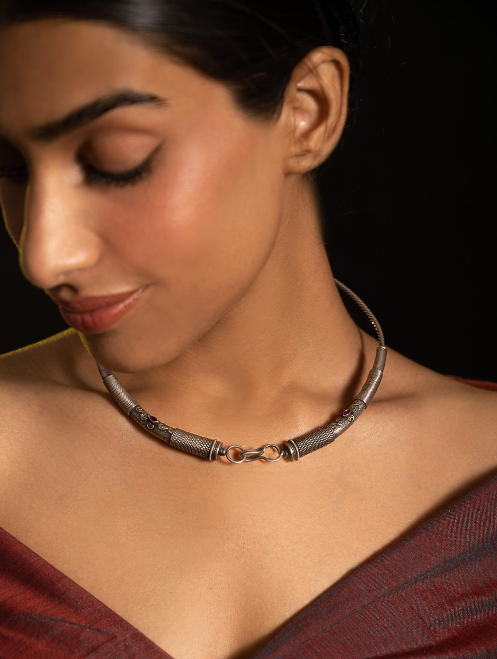 Load image into Gallery viewer, Pure Silver Traditional Maharashtrian Neckpiece - Hasli Classic
