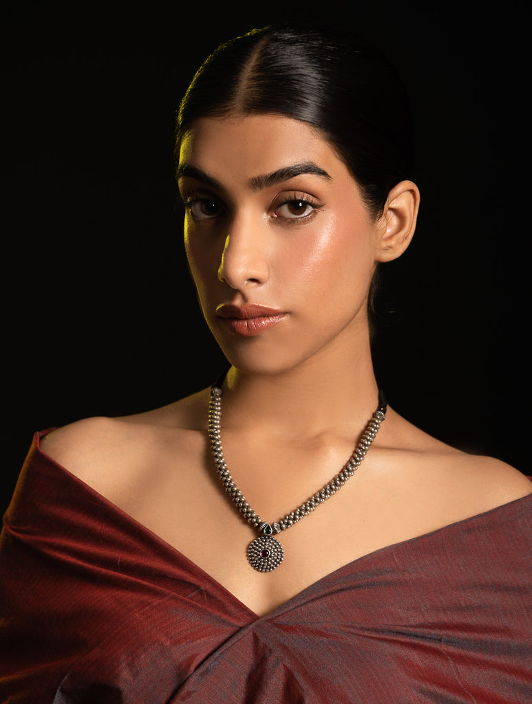 Pure Silver Traditional Maharashtrian Neckpiece - Jondhalemani Thushi