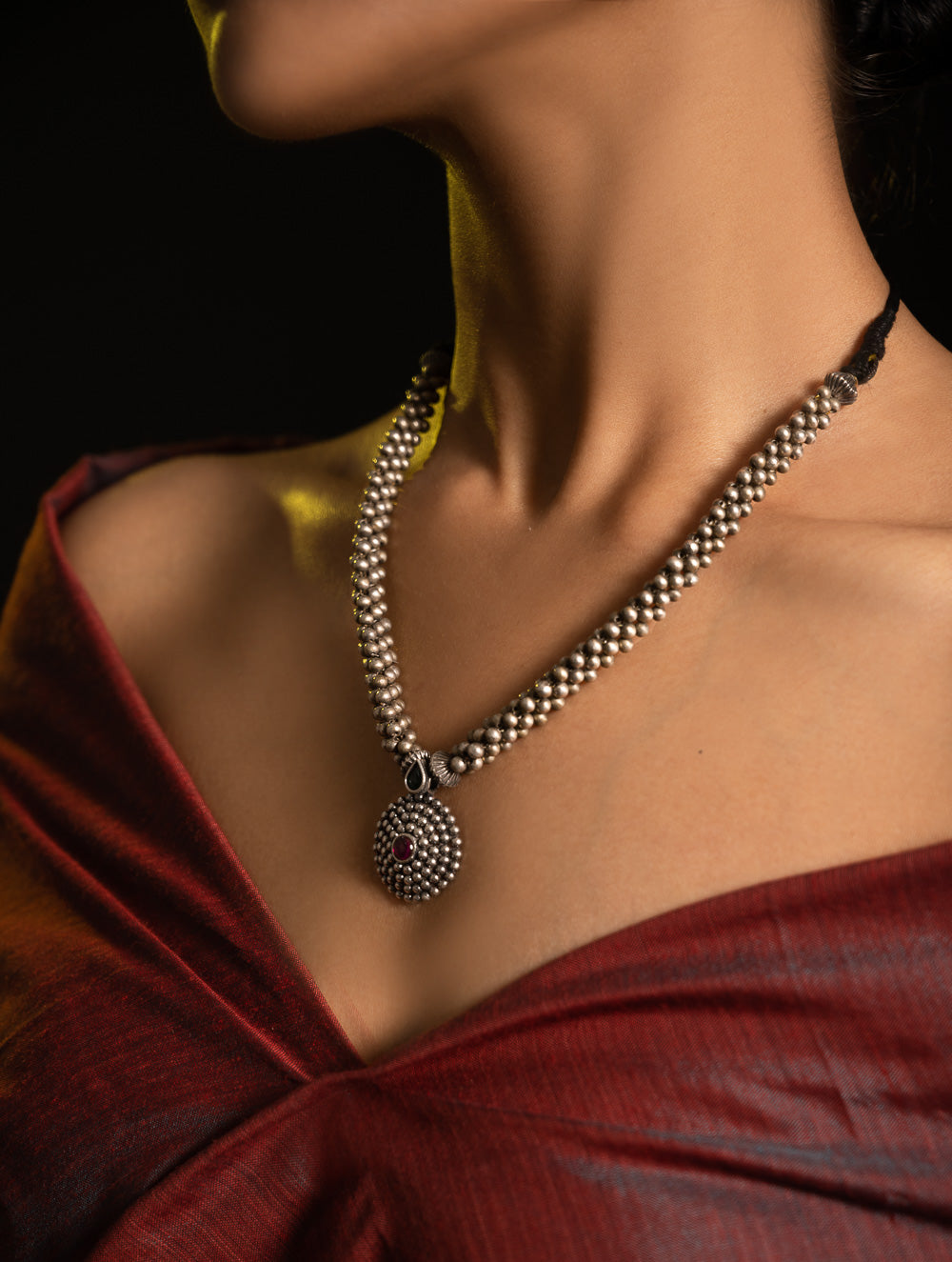 Load image into Gallery viewer, Pure Silver Traditional Maharashtrian Neckpiece - Jondhalemani Thushi