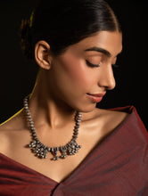 Load image into Gallery viewer, Pure Silver Traditional Maharashtrian Neckpiece - Nishka