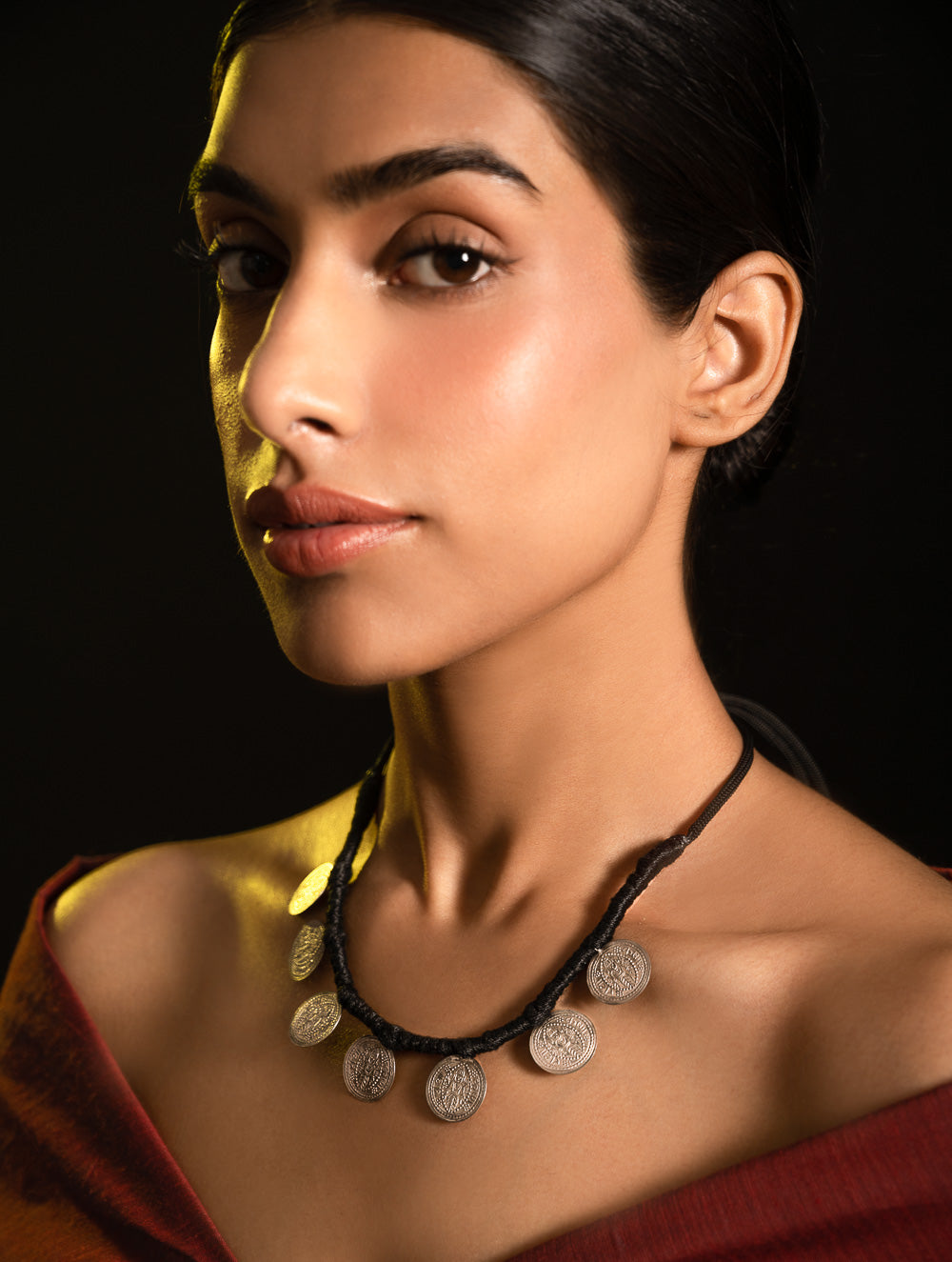 Load image into Gallery viewer, Pure Silver Traditional Maharashtrian Neckpiece - Putalihaar (7-Coin)