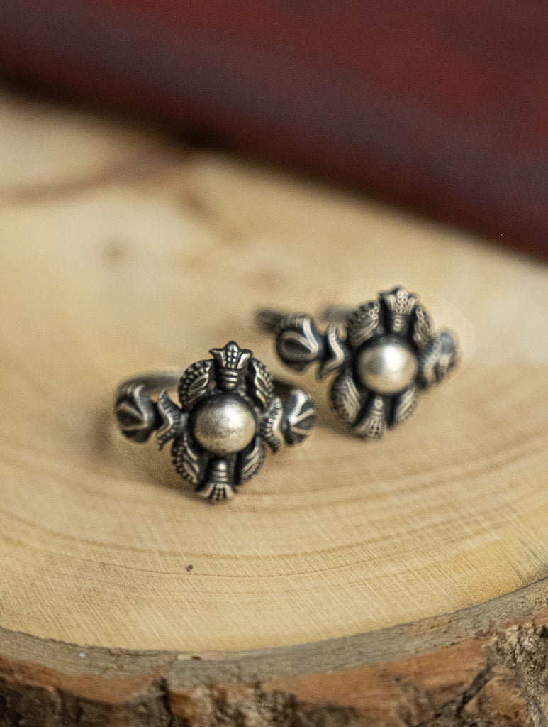 Pure Silver Traditional Maharashtrian Toe Rings - Sohali (Set of 2) 