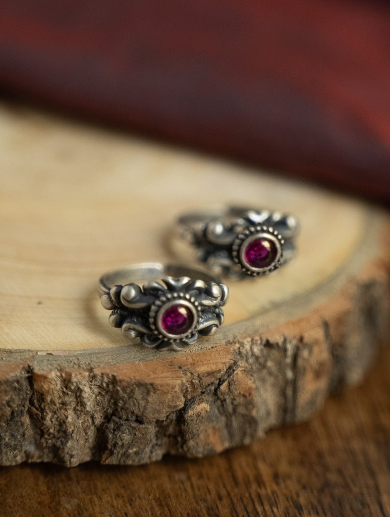Pure Silver Traditional Maharashtrian Toe Rings - Taruni (Set of 2)