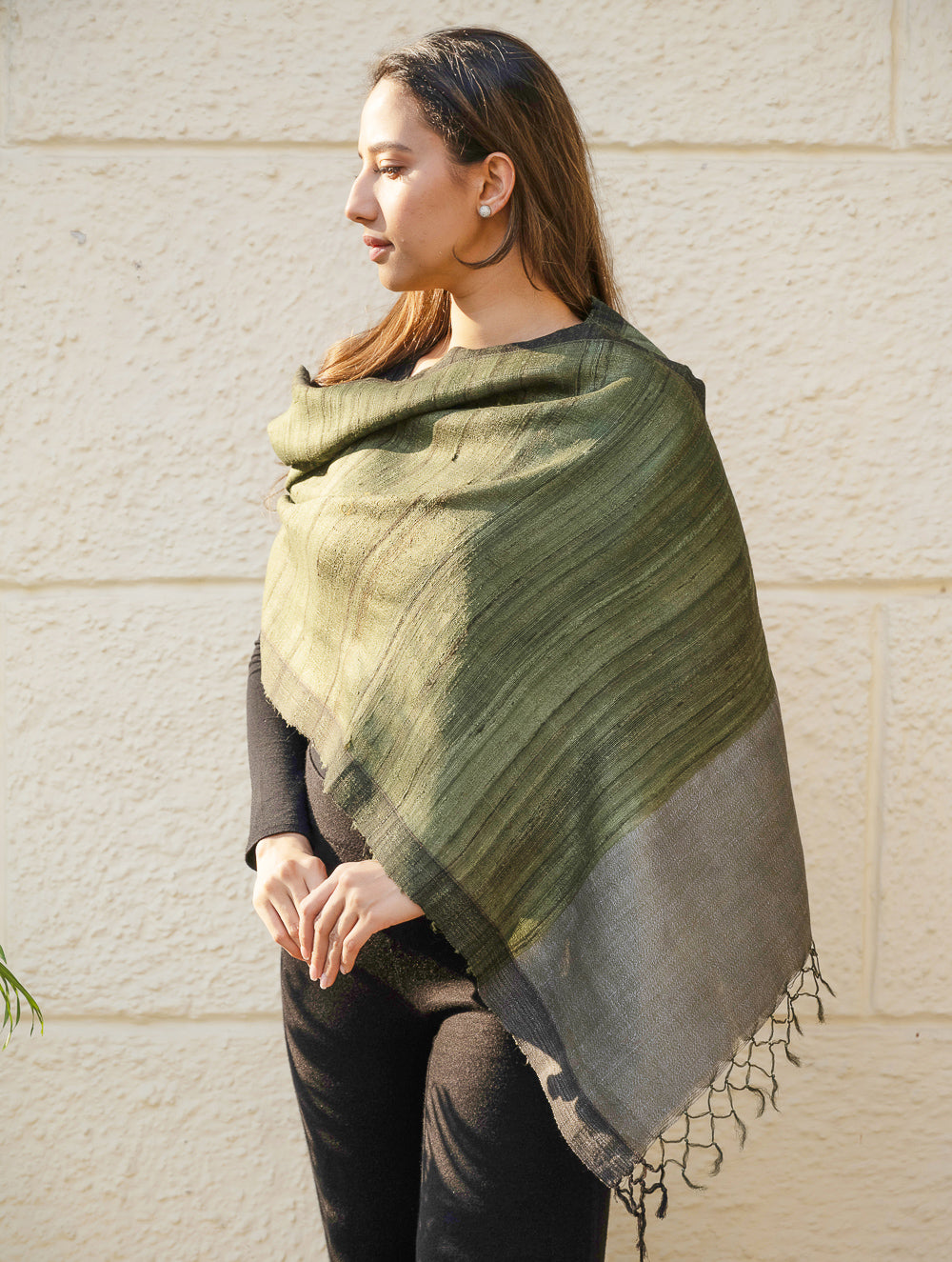 Load image into Gallery viewer, Pure, Handwoven Bhagalpur Tussore Silk Stole - Olive Elegance