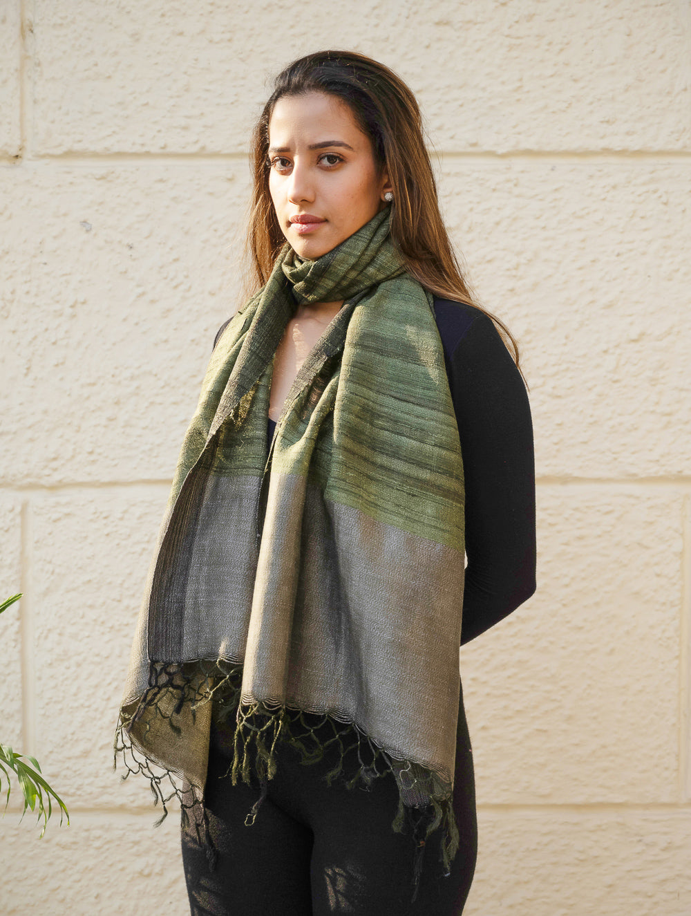 Load image into Gallery viewer, Pure, Handwoven Bhagalpur Tussore Silk Stole - Olive Elegance