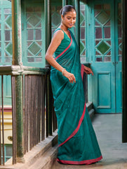 Bengal Vibes. Handwoven Jamdani Soft Mul Cotton Saree - Peacock Green