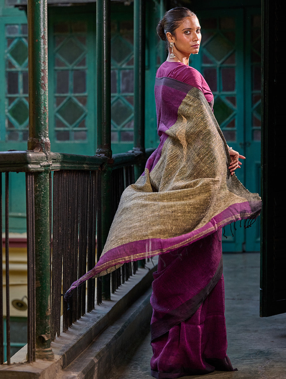 Bengal Vibes. Elegant Handwoven Linen Saree - Mulberry Patch