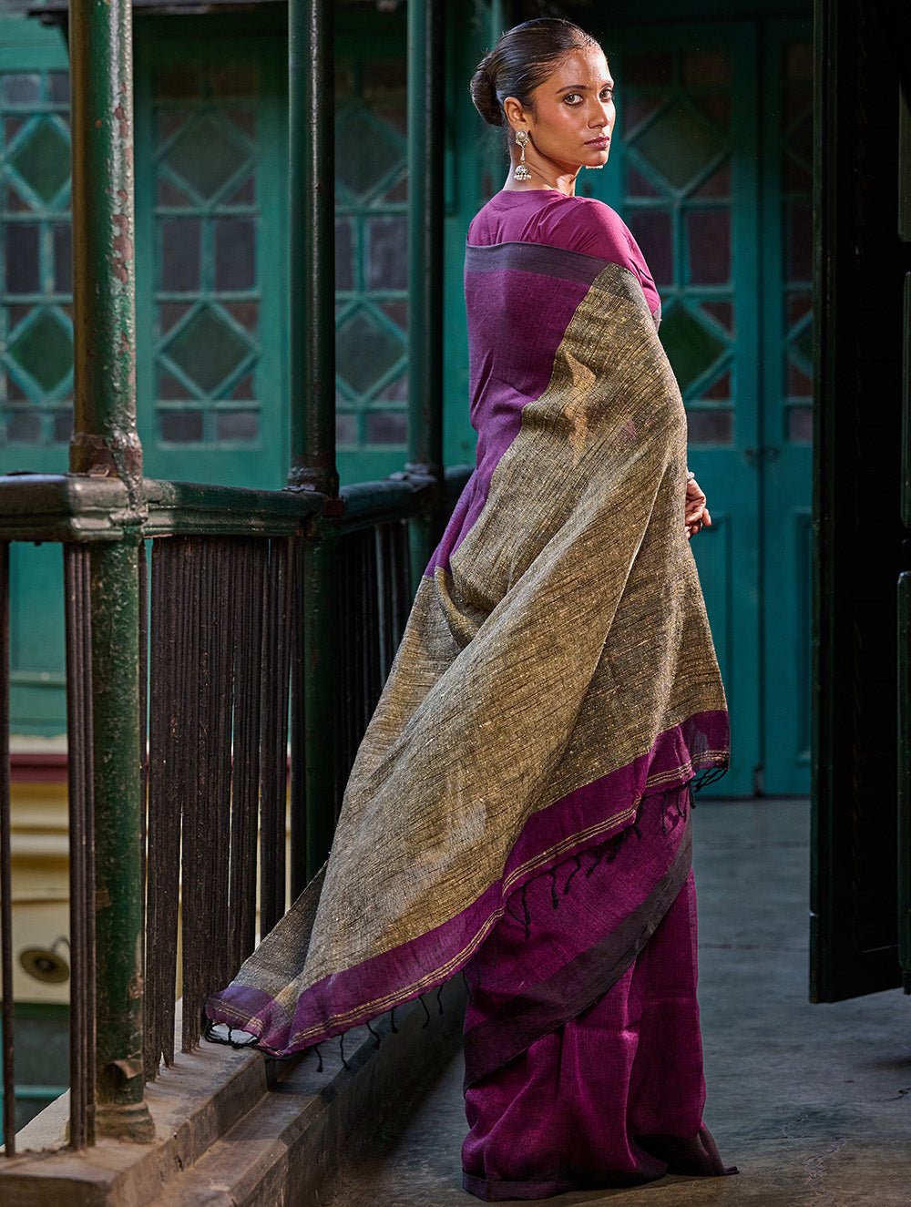 Bengal Vibes. Elegant Handwoven Linen Saree - Mulberry Patch