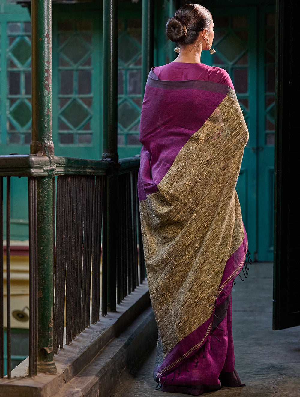 Bengal Vibes. Elegant Handwoven Linen Saree - Mulberry Patch