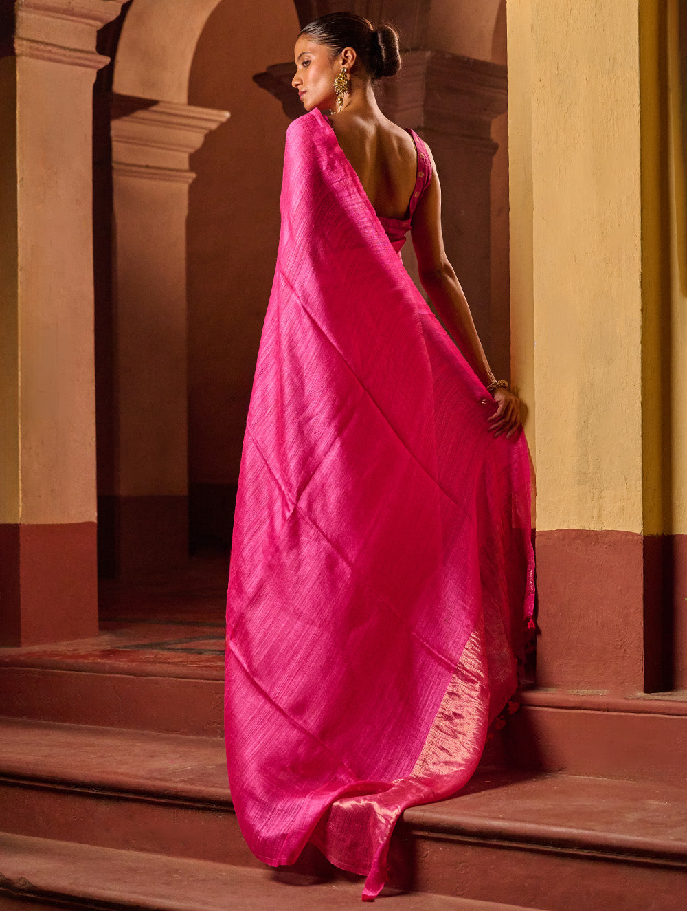 Bengal Elegance. Handwoven Soft Resham Matka Silk Saree - Warm Magenta