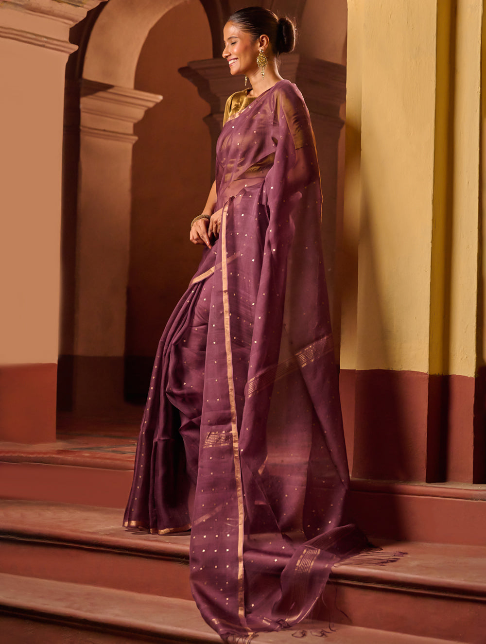 Bengal Elegance. Handwoven Sequinned Resham Silk Saree - Dusky Grape