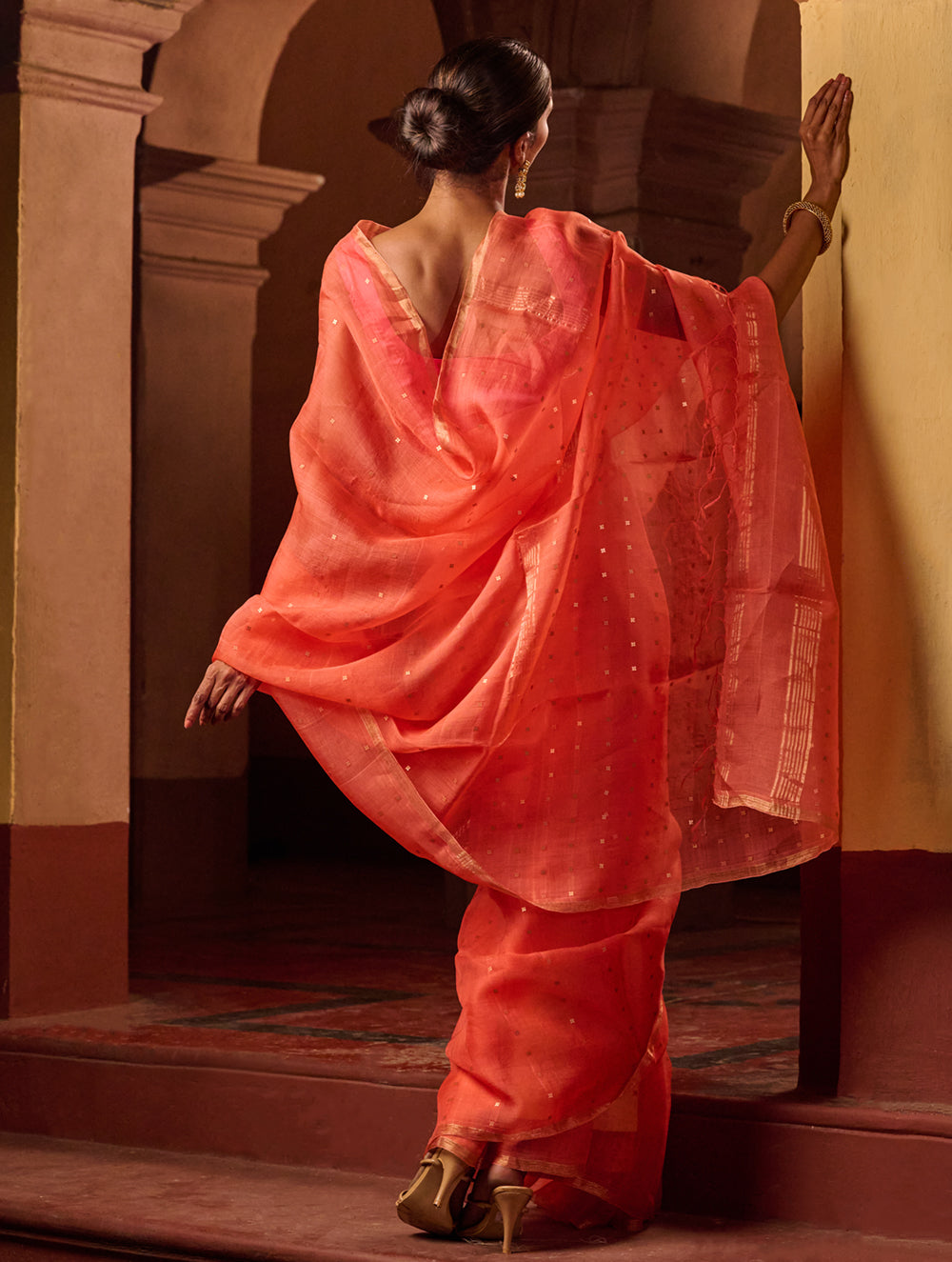 Bengal Elegance. Handwoven Sequinned Resham Silk Saree - Coral Blush