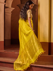 Bengal Elegance. Handwoven Soft Resham Matka Silk Saree - Sunlit Gold