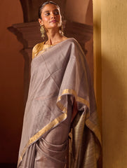 Bengal Elegance. Handwoven Silk Cotton Saree - Silver Ash