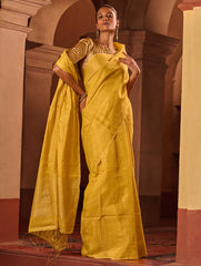 Bengal Elegance. Handwoven Tissue & Linen Saree - Sunlit Amber
