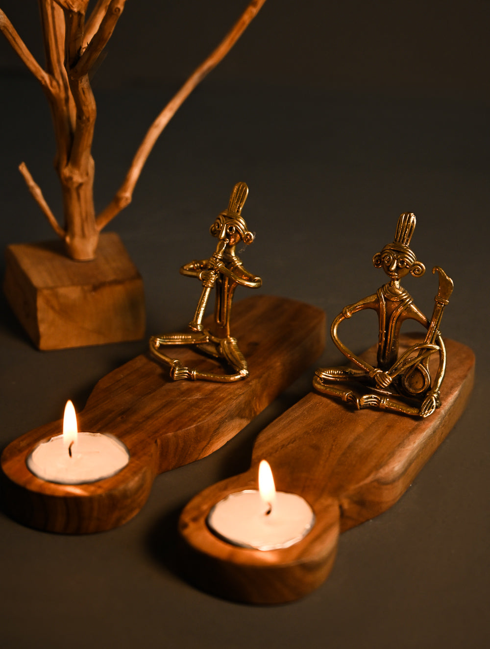 Dhokra Craft Tea Light Holders- Folk Musicians (Set of 2)