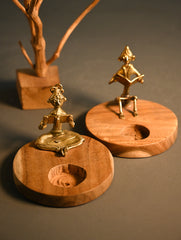 Dhokra Craft Tea Light Holders- The Readers (Set of 2)
