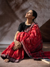 Load image into Gallery viewer, Sambalpuri Handwoven Ikat Soft Cotton Saree - Bandha Rekha