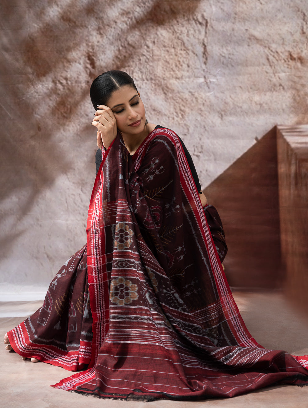 Load image into Gallery viewer, Sambalpuri Handwoven Ikat Soft Cotton Saree - Manjari