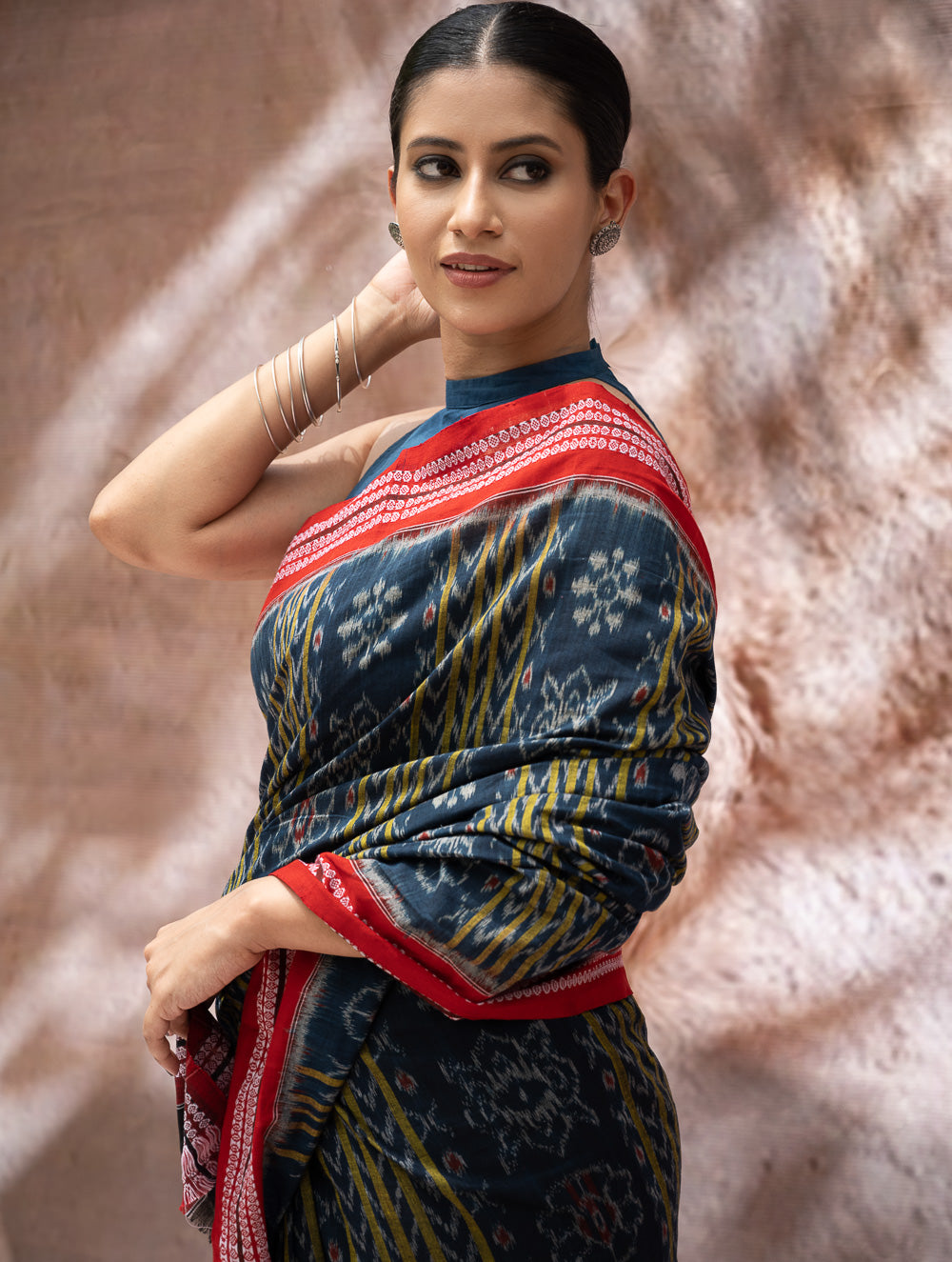Load image into Gallery viewer, Sambalpuri Handwoven Ikat Soft Cotton Saree - Neel Pravaah