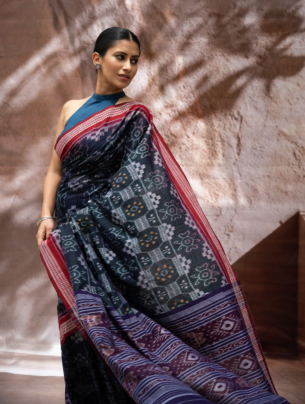 Load image into Gallery viewer, Sambalpuri Handwoven Ikat Soft Cotton Saree - Neel Rangavali
