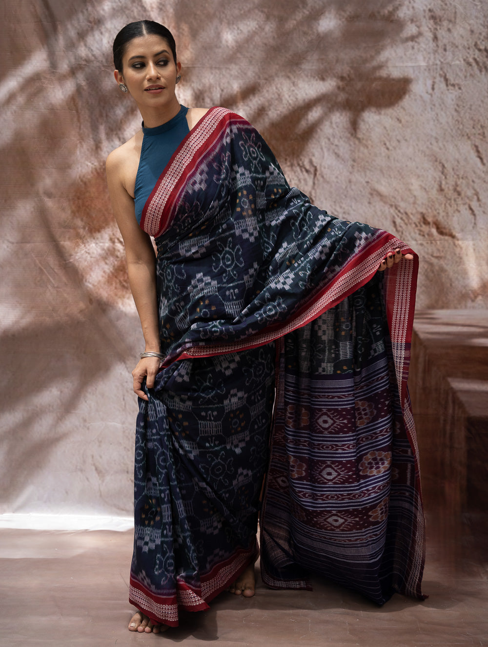 Load image into Gallery viewer, Sambalpuri Handwoven Ikat Soft Cotton Saree - Neel Rangavali