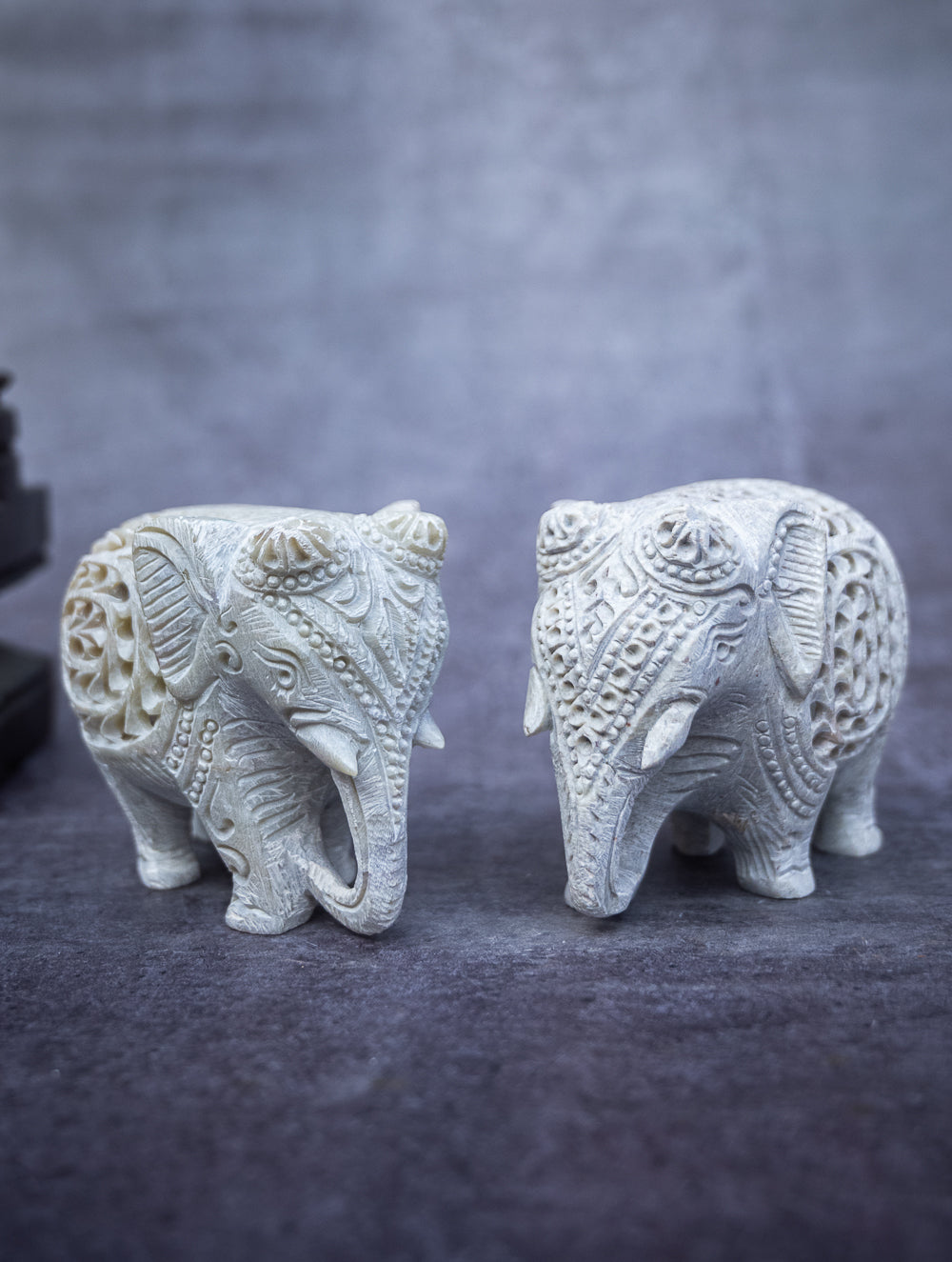 Load image into Gallery viewer, Soapstone Filigree Elephant Duo Curio