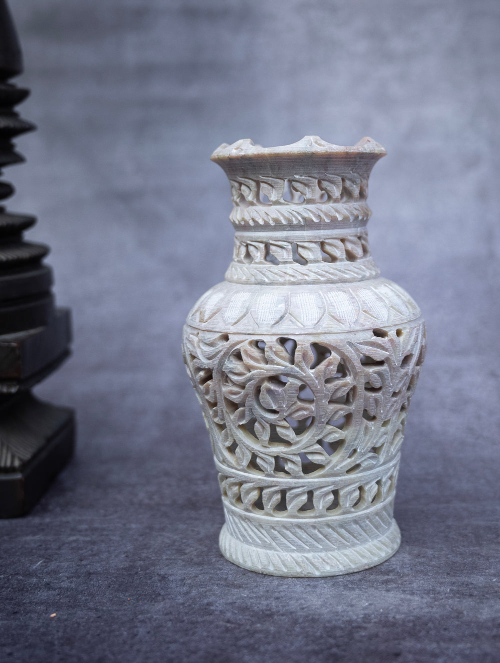 Load image into Gallery viewer, Soapstone Filigree Flower Vase