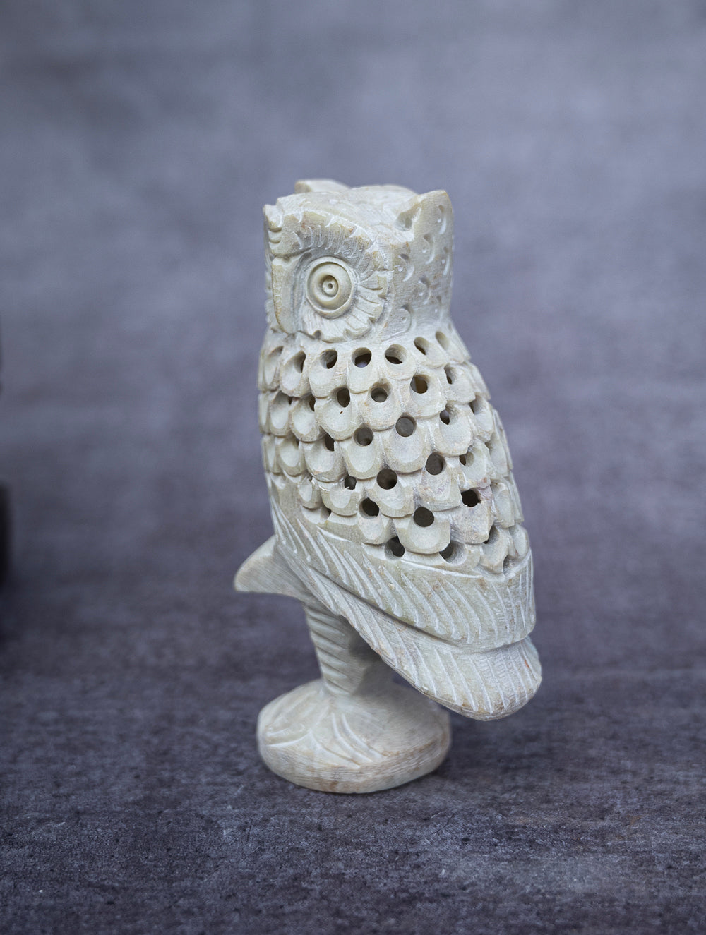 Load image into Gallery viewer, Soapstone Filigree Owl Curio