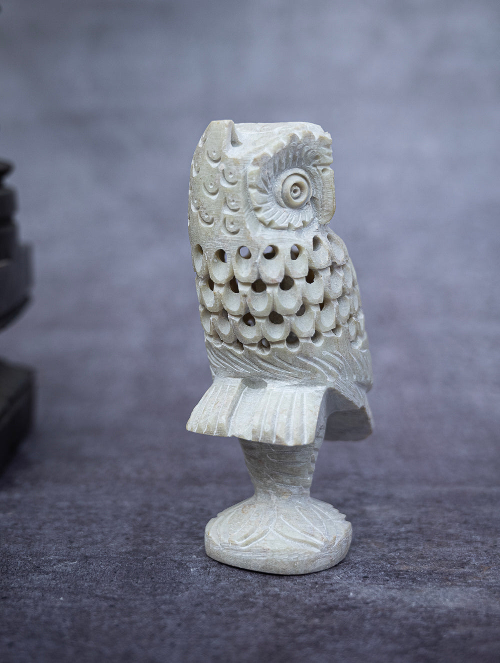 Load image into Gallery viewer, Soapstone Filigree Owl Curio