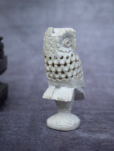 Load image into Gallery viewer, Soapstone Filigree Owl Curio