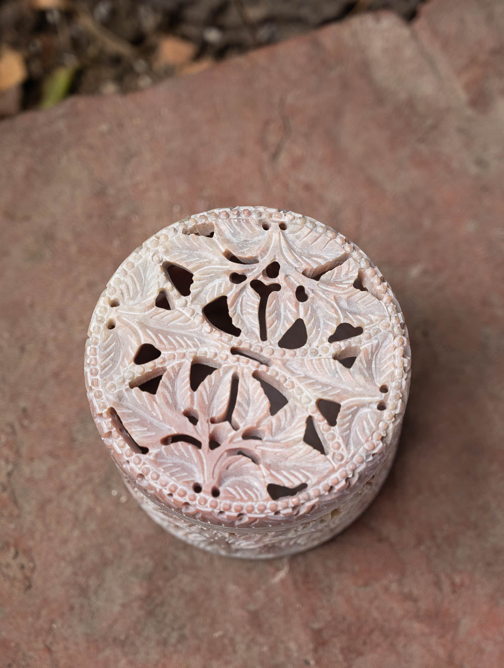 Soapstone Filigree Patramaya Round Box