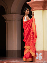 Load image into Gallery viewer, Soft &amp; Light. Handwoven Bengal Cotton Saree - Binyas
