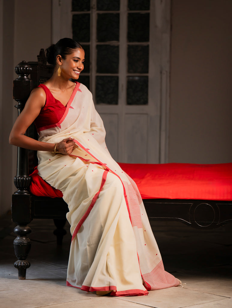 Soft & Light. Handwoven Bengal Cotton Saree - Classic Hues