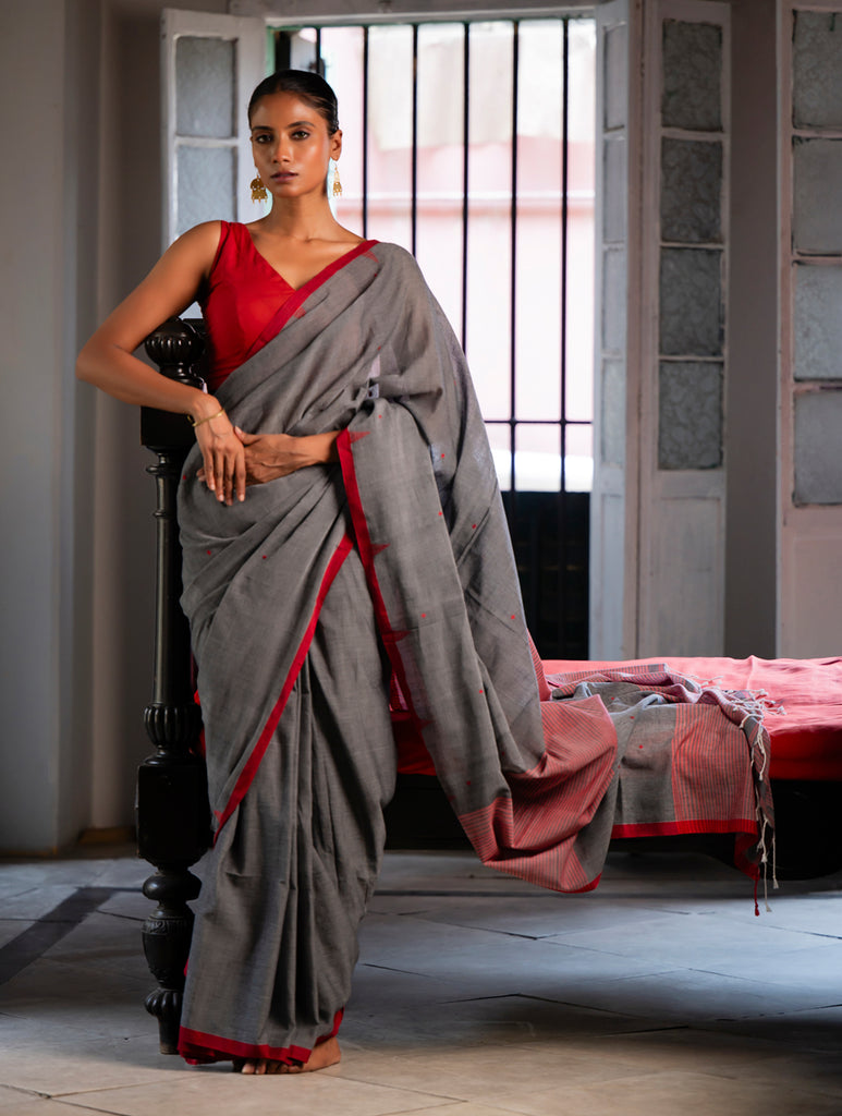 Soft & Light. Handwoven Bengal Cotton Saree - Crimson Touch