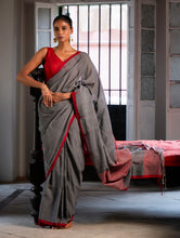 Load image into Gallery viewer, Soft &amp; Light. Handwoven Bengal Cotton Saree - Crimson Touch