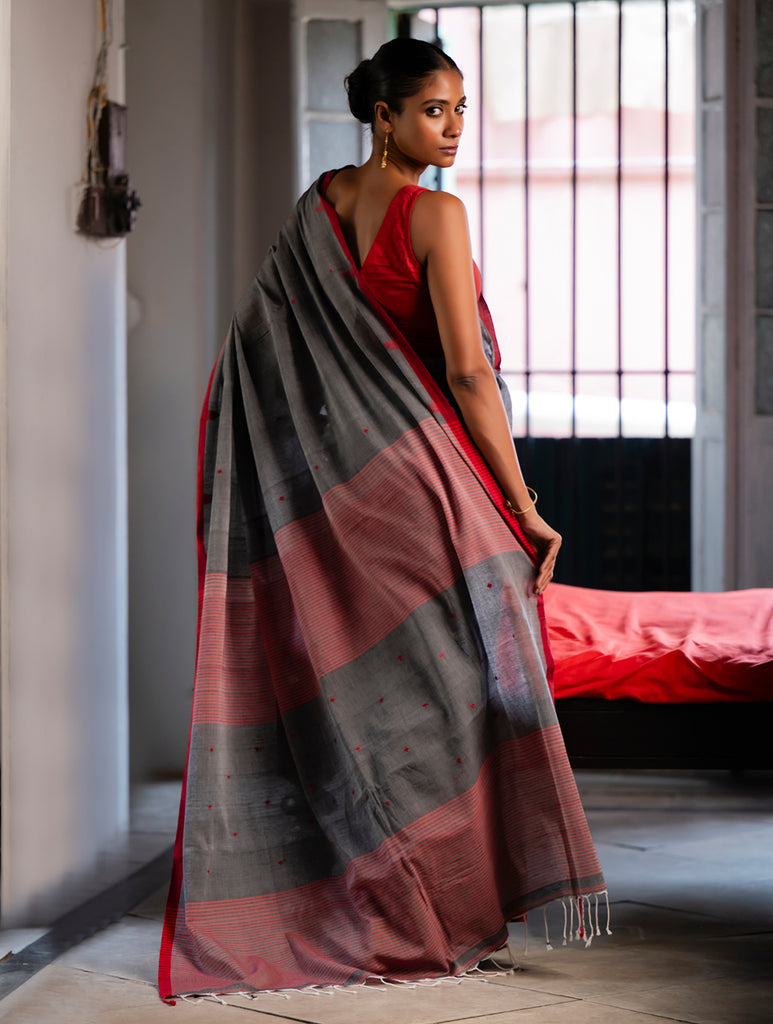 Soft & Light. Handwoven Bengal Cotton Saree - Crimson Touch
