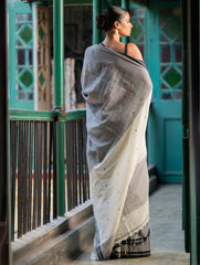 Soft & Light. Handwoven Bengal Cotton Saree - Grey Elegance 