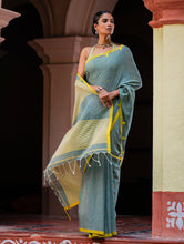 Load image into Gallery viewer, Soft &amp; Light. Handwoven Bengal Cotton Saree - Megh