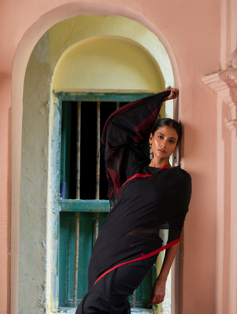 Soft & Light. Handwoven Bengal Cotton Saree - Nishir Bindu