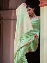 Load image into Gallery viewer, Soft &amp; Light. Handwoven Bengal Cotton Saree - Pistamora
