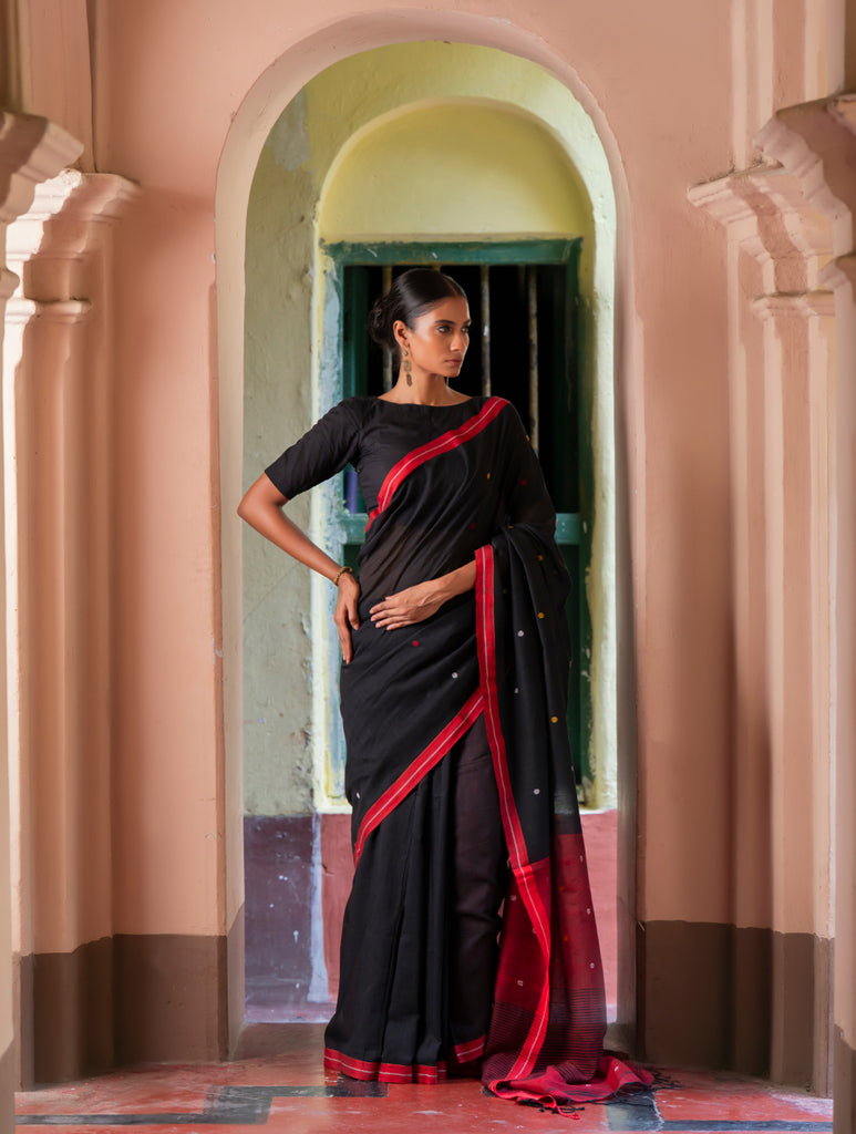 Soft & Light. Handwoven Bengal Cotton Saree - Raat Baheli