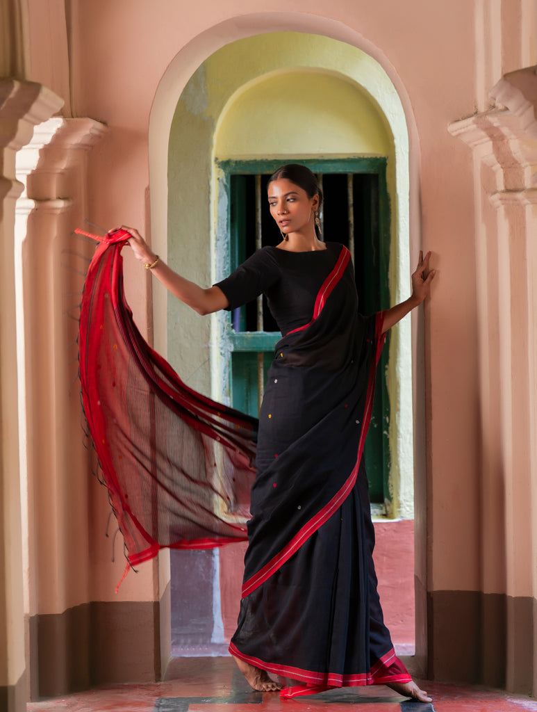 Soft & Light. Handwoven Bengal Cotton Saree - Raat Baheli