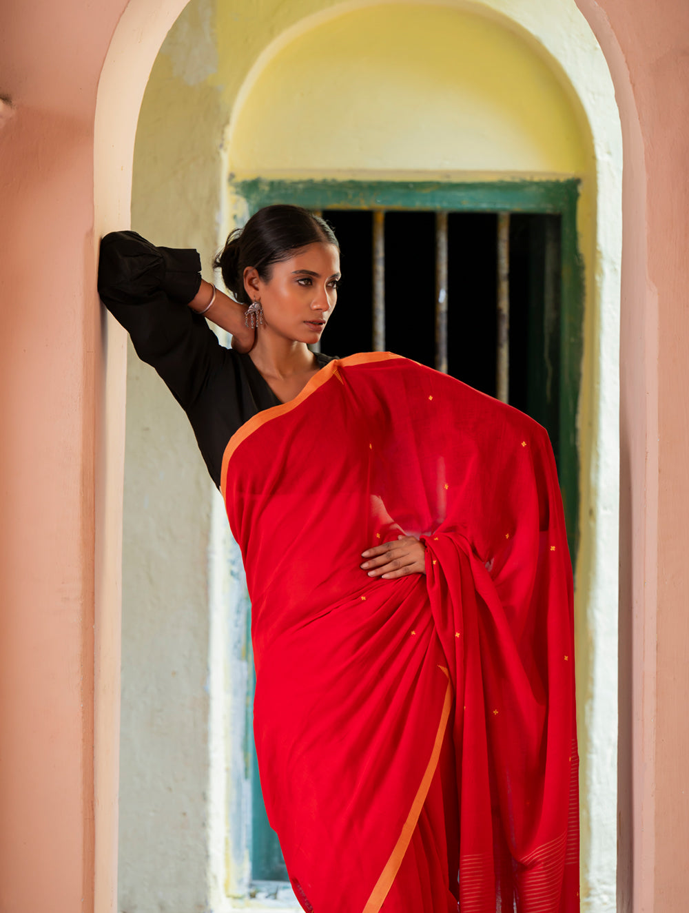 Soft & Light. Handwoven Bengal Cotton Saree - Rang Dhara