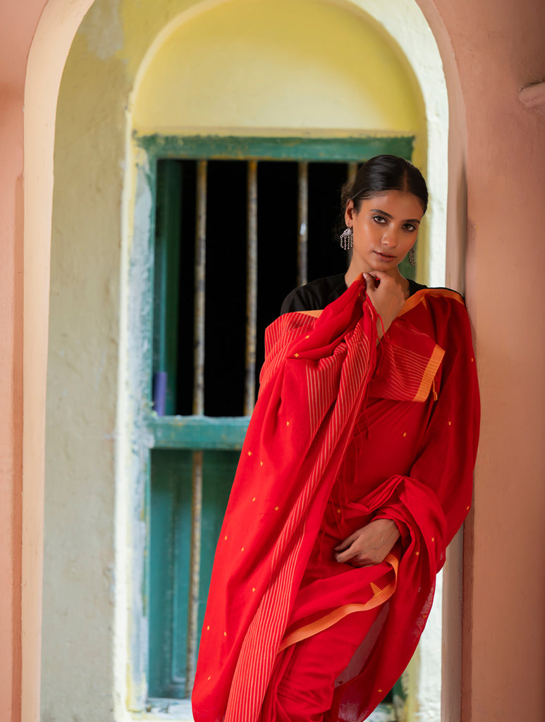 Soft & Light. Handwoven Bengal Cotton Saree - Rang Dhara