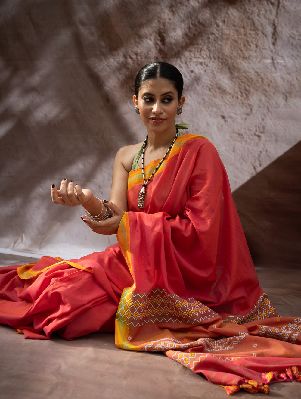 Load image into Gallery viewer, Striking Elegance. Exclusive Handwoven North-East Cotton Saree - Flamingo